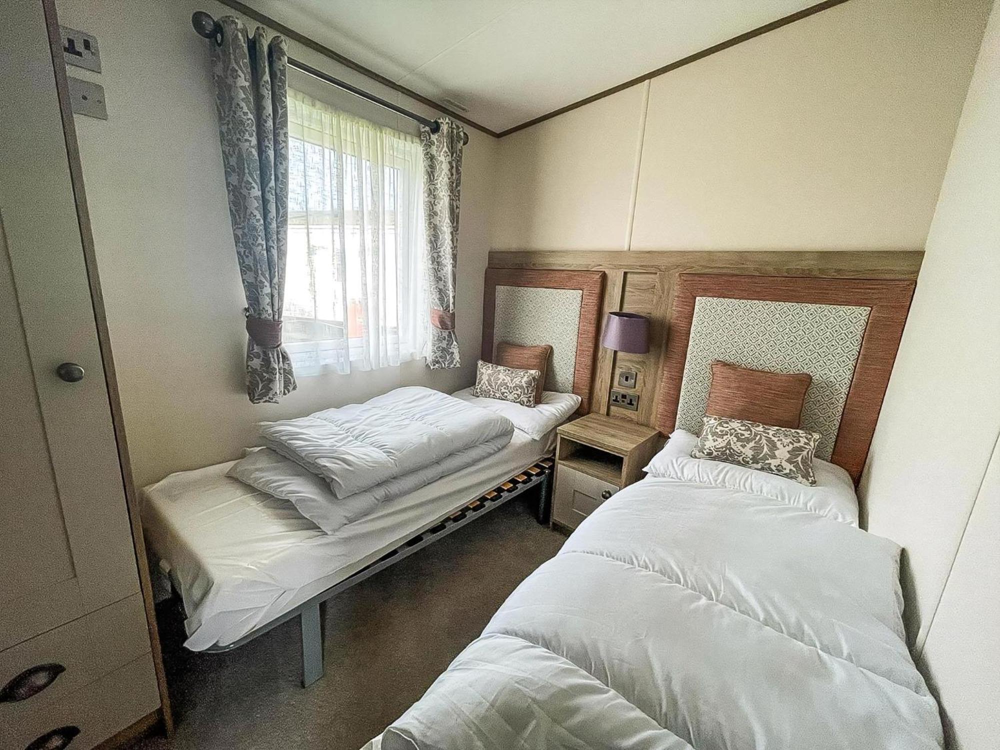 Benacre Stunning 8 Berth Caravan With Decking At Kessingland Beach Ref 90017D מראה חיצוני תמונה